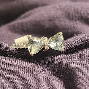Elegant Bow Ring with Gemstones
